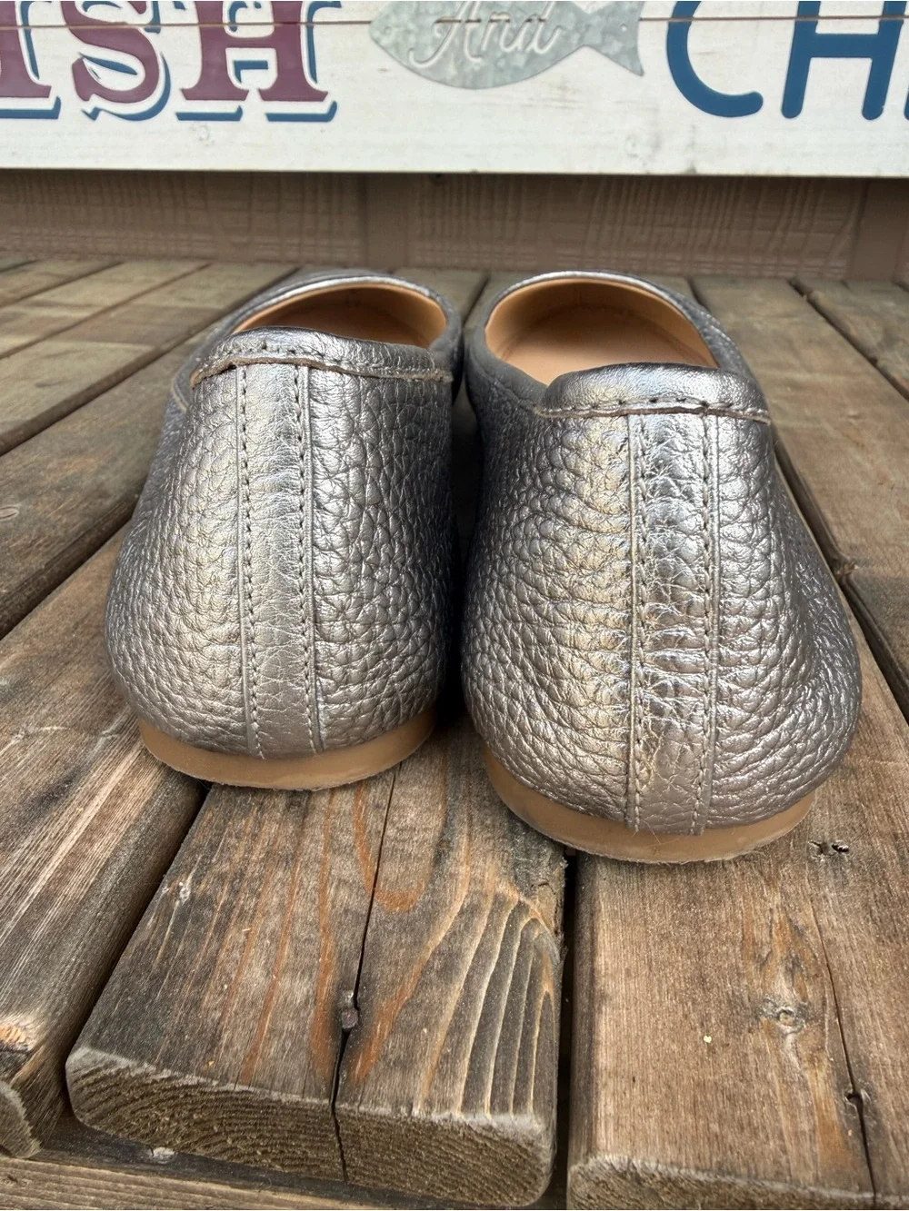 Tory Burch Ruby Silver Pebbled Leather Ballet Flats Size 10.5